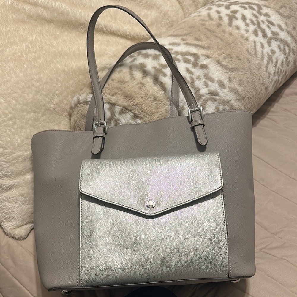 Michael Kors Elegant Gray Tote Bag